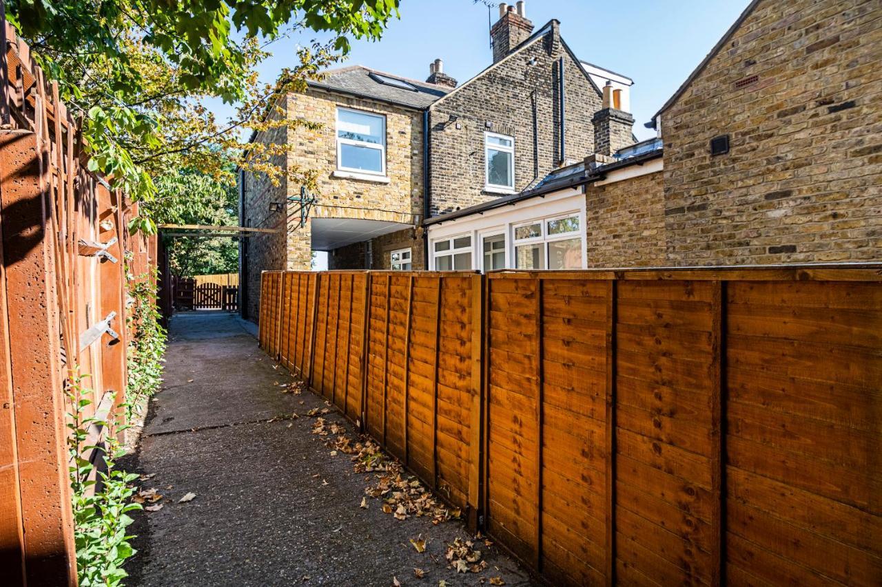 South Woodford 2 Bed En-Suite House Londres Extérieur photo