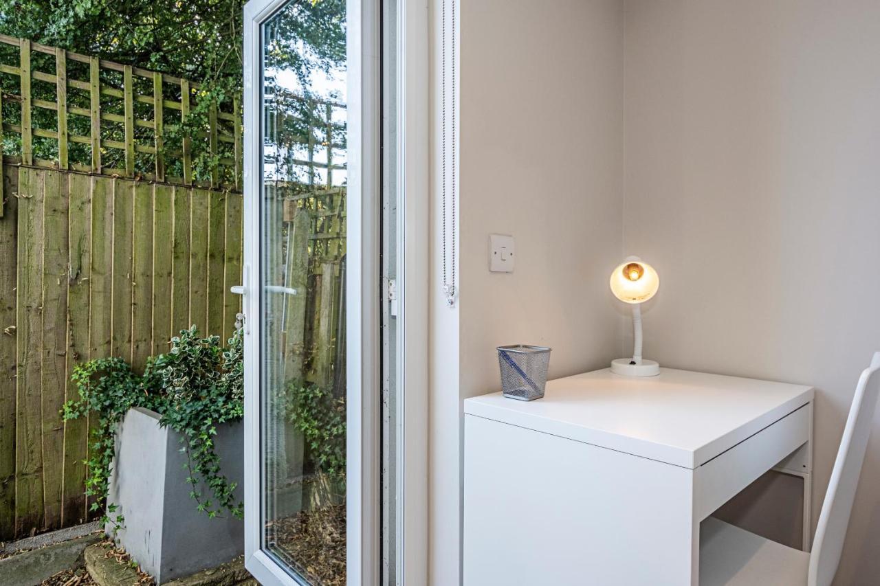 South Woodford 2 Bed En-Suite House Londres Extérieur photo